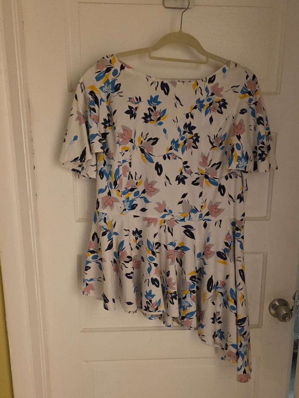 Lane Bryant White Asymmetric Floral Peplum Tunic with Pink, Blue & Yellow